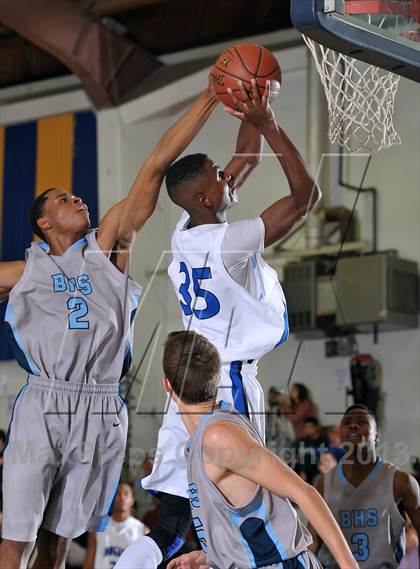 Thumbnail 3 in Bullard vs. Newark Memorial (60th Gridley Invitational) photogallery.