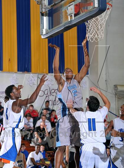 Thumbnail 1 in Bullard vs. Newark Memorial (60th Gridley Invitational) photogallery.