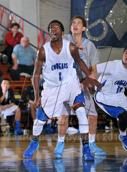 Thumbnail 2 in Bullard vs. Newark Memorial (60th Gridley Invitational) photogallery.