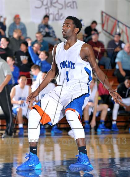 Thumbnail 1 in Bullard vs. Newark Memorial (60th Gridley Invitational) photogallery.