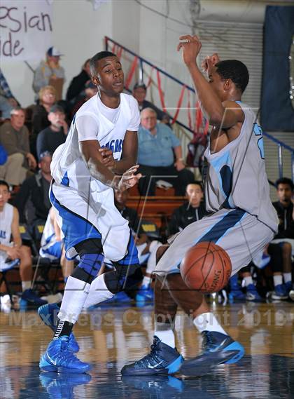 Thumbnail 1 in Bullard vs. Newark Memorial (60th Gridley Invitational) photogallery.