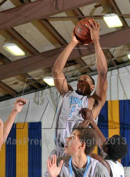 Thumbnail 3 in Bullard vs. Newark Memorial (60th Gridley Invitational) photogallery.