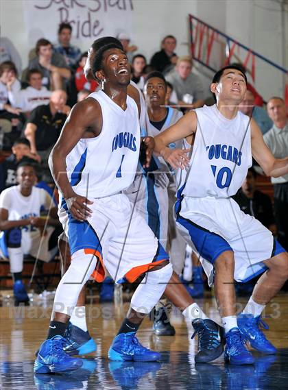 Thumbnail 1 in Bullard vs. Newark Memorial (60th Gridley Invitational) photogallery.