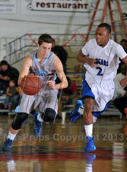 Thumbnail 2 in Bullard vs. Newark Memorial (60th Gridley Invitational) photogallery.
