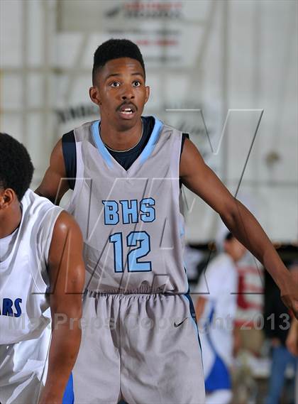Thumbnail 2 in Bullard vs. Newark Memorial (60th Gridley Invitational) photogallery.