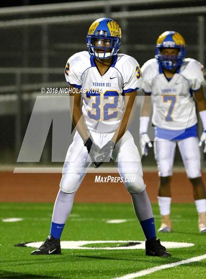 Thumbnail 3 in Lynwood vs. Verbum Dei  photogallery.