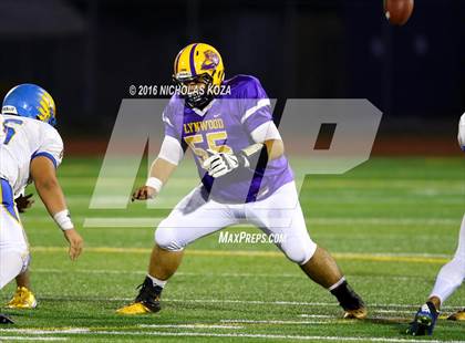 Thumbnail 3 in Lynwood vs. Verbum Dei  photogallery.