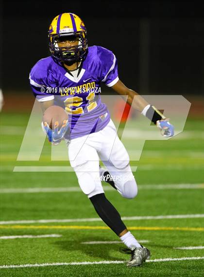 Thumbnail 3 in Lynwood vs. Verbum Dei  photogallery.