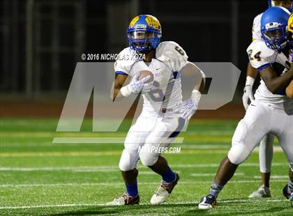 Thumbnail 1 in Lynwood vs. Verbum Dei  photogallery.