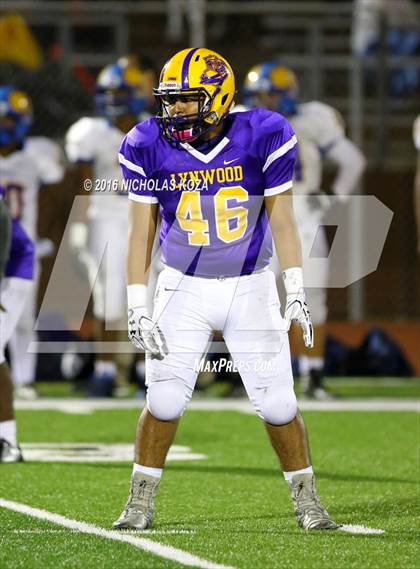 Thumbnail 3 in Lynwood vs. Verbum Dei  photogallery.