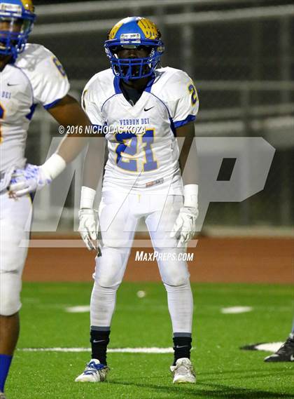 Thumbnail 2 in Lynwood vs. Verbum Dei  photogallery.