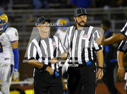Thumbnail 1 in Lynwood vs. Verbum Dei  photogallery.