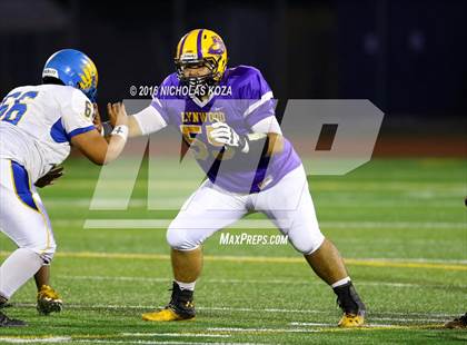 Thumbnail 2 in Lynwood vs. Verbum Dei  photogallery.