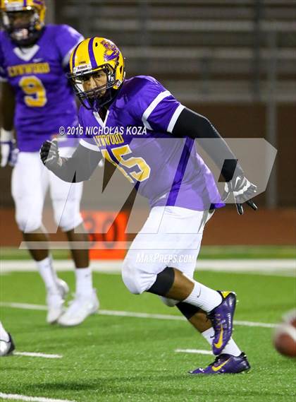 Thumbnail 1 in Lynwood vs. Verbum Dei  photogallery.