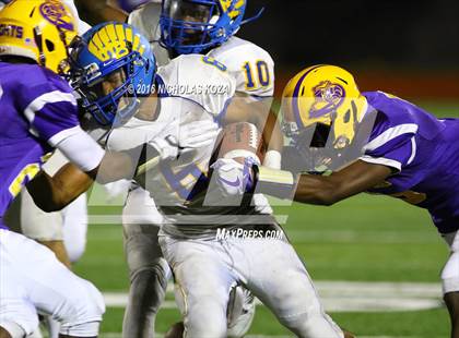 Thumbnail 1 in Lynwood vs. Verbum Dei  photogallery.