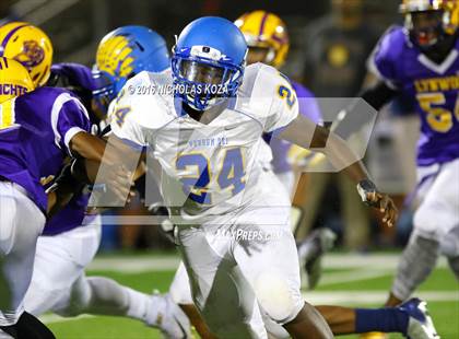 Thumbnail 2 in Lynwood vs. Verbum Dei  photogallery.