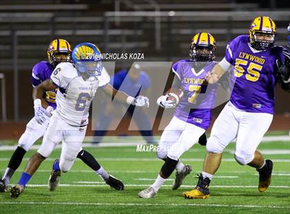Thumbnail 1 in Lynwood vs. Verbum Dei  photogallery.