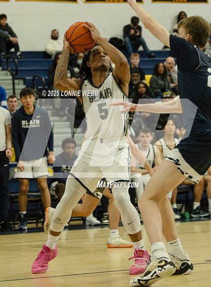 Thumbnail 1 in Hotchkiss vs Blair Academy (Shooting Stars Baskietbal Showcase) photogallery.