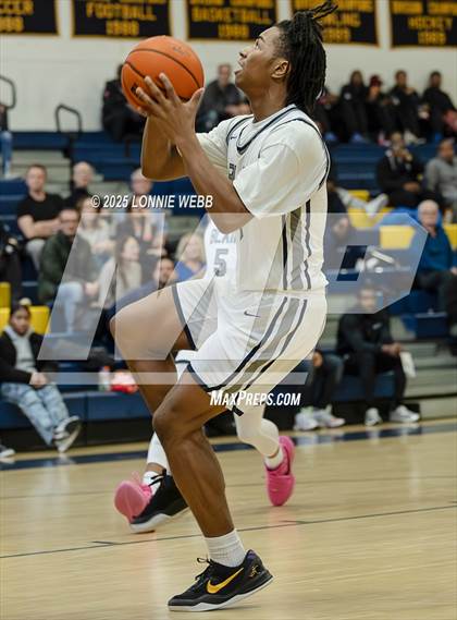 Thumbnail 3 in Hotchkiss vs Blair Academy (Shooting Stars Baskietbal Showcase) photogallery.