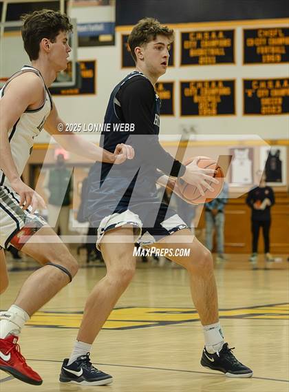 Thumbnail 1 in Hotchkiss vs Blair Academy (Shooting Stars Baskietbal Showcase) photogallery.
