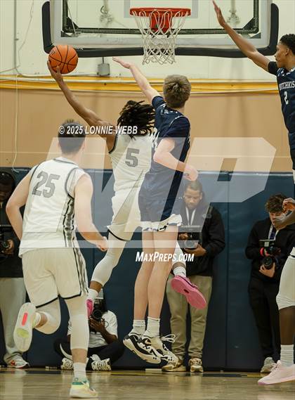 Thumbnail 2 in Hotchkiss vs Blair Academy (Shooting Stars Baskietbal Showcase) photogallery.