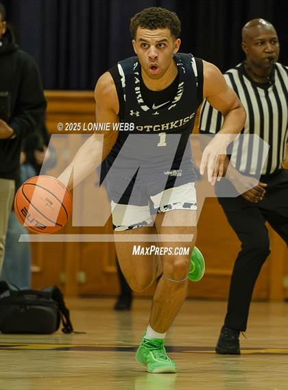 Thumbnail 1 in Hotchkiss vs Blair Academy (Shooting Stars Baskietbal Showcase) photogallery.
