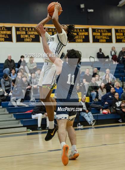 Thumbnail 1 in Hotchkiss vs Blair Academy (Shooting Stars Baskietbal Showcase) photogallery.