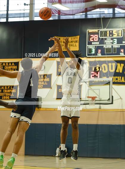 Thumbnail 3 in Hotchkiss vs Blair Academy (Shooting Stars Baskietbal Showcase) photogallery.
