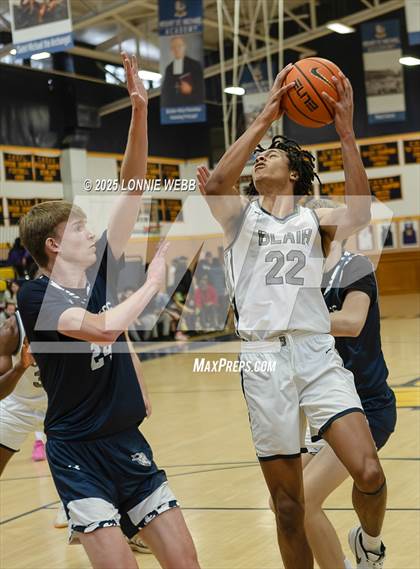 Thumbnail 2 in Hotchkiss vs Blair Academy (Shooting Stars Baskietbal Showcase) photogallery.