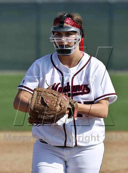 Thumbnail 1 in Highland vs Tulare Western (Mira Monte Invitational) photogallery.