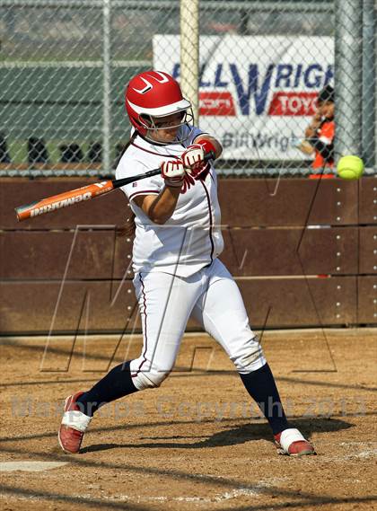 Thumbnail 3 in Highland vs Tulare Western (Mira Monte Invitational) photogallery.
