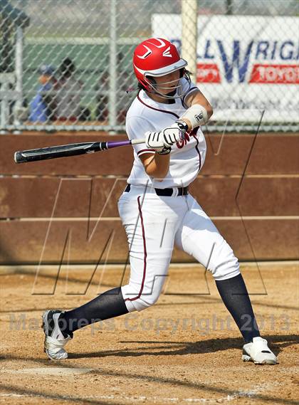 Thumbnail 2 in Highland vs Tulare Western (Mira Monte Invitational) photogallery.