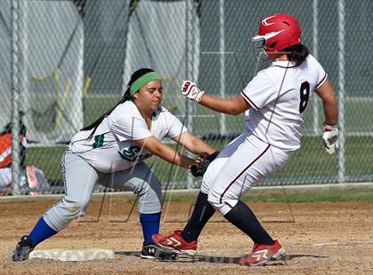 Thumbnail 2 in Highland vs Tulare Western (Mira Monte Invitational) photogallery.