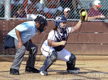 Thumbnail 2 in Highland vs Tulare Western (Mira Monte Invitational) photogallery.