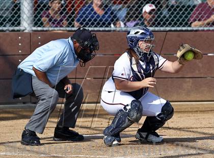 Thumbnail 1 in Highland vs Tulare Western (Mira Monte Invitational) photogallery.