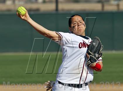 Thumbnail 1 in Highland vs Tulare Western (Mira Monte Invitational) photogallery.