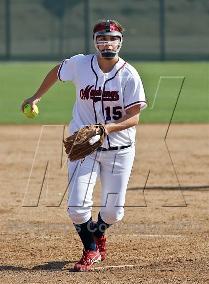 Thumbnail 1 in Highland vs Tulare Western (Mira Monte Invitational) photogallery.