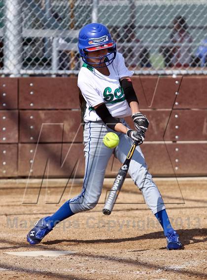 Thumbnail 1 in Highland vs Tulare Western (Mira Monte Invitational) photogallery.