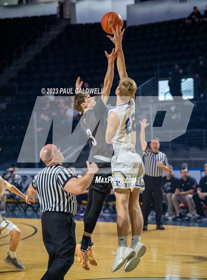 Thumbnail 1 in Tahoma vs. Sumner (King Showcase) photogallery.