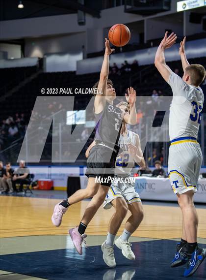 Thumbnail 1 in Tahoma vs. Sumner (King Showcase) photogallery.