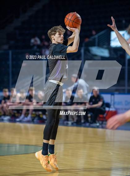 Thumbnail 1 in Tahoma vs. Sumner (King Showcase) photogallery.