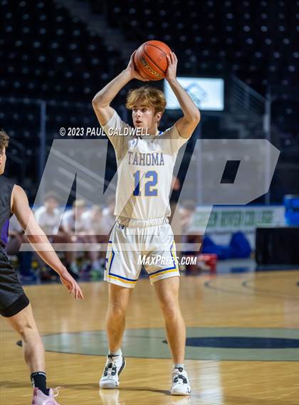 Thumbnail 3 in Tahoma vs. Sumner (King Showcase) photogallery.