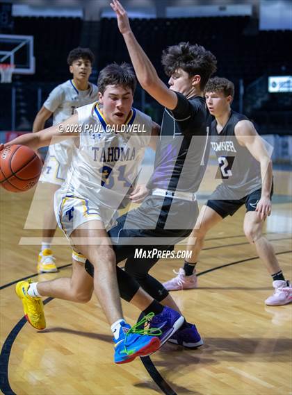 Thumbnail 2 in Tahoma vs. Sumner (King Showcase) photogallery.