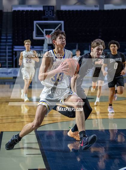 Thumbnail 1 in Tahoma vs. Sumner (King Showcase) photogallery.