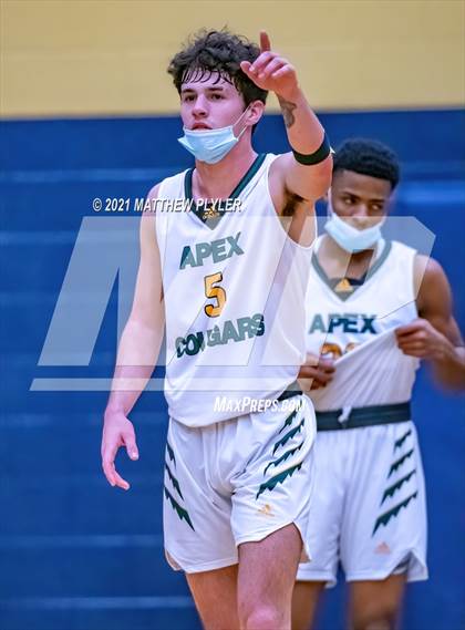 Thumbnail 1 in Overhills vs Apex (Yellow Jacket Christmas Classic Tournament) photogallery.