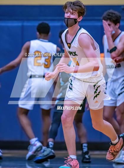 Thumbnail 3 in Overhills vs Apex (Yellow Jacket Christmas Classic Tournament) photogallery.