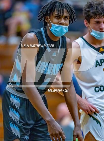 Thumbnail 2 in Overhills vs Apex (Yellow Jacket Christmas Classic Tournament) photogallery.