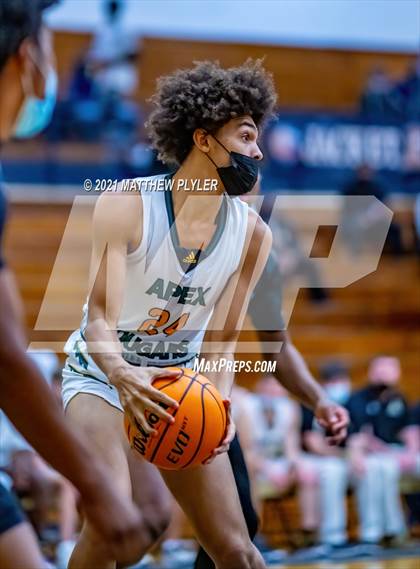 Thumbnail 2 in Overhills vs Apex (Yellow Jacket Christmas Classic Tournament) photogallery.