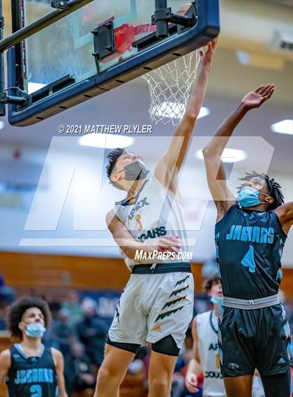 Thumbnail 1 in Overhills vs Apex (Yellow Jacket Christmas Classic Tournament) photogallery.