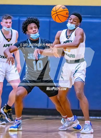 Thumbnail 2 in Overhills vs Apex (Yellow Jacket Christmas Classic Tournament) photogallery.